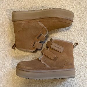 UGG Women's Neumel Platform boots women 6